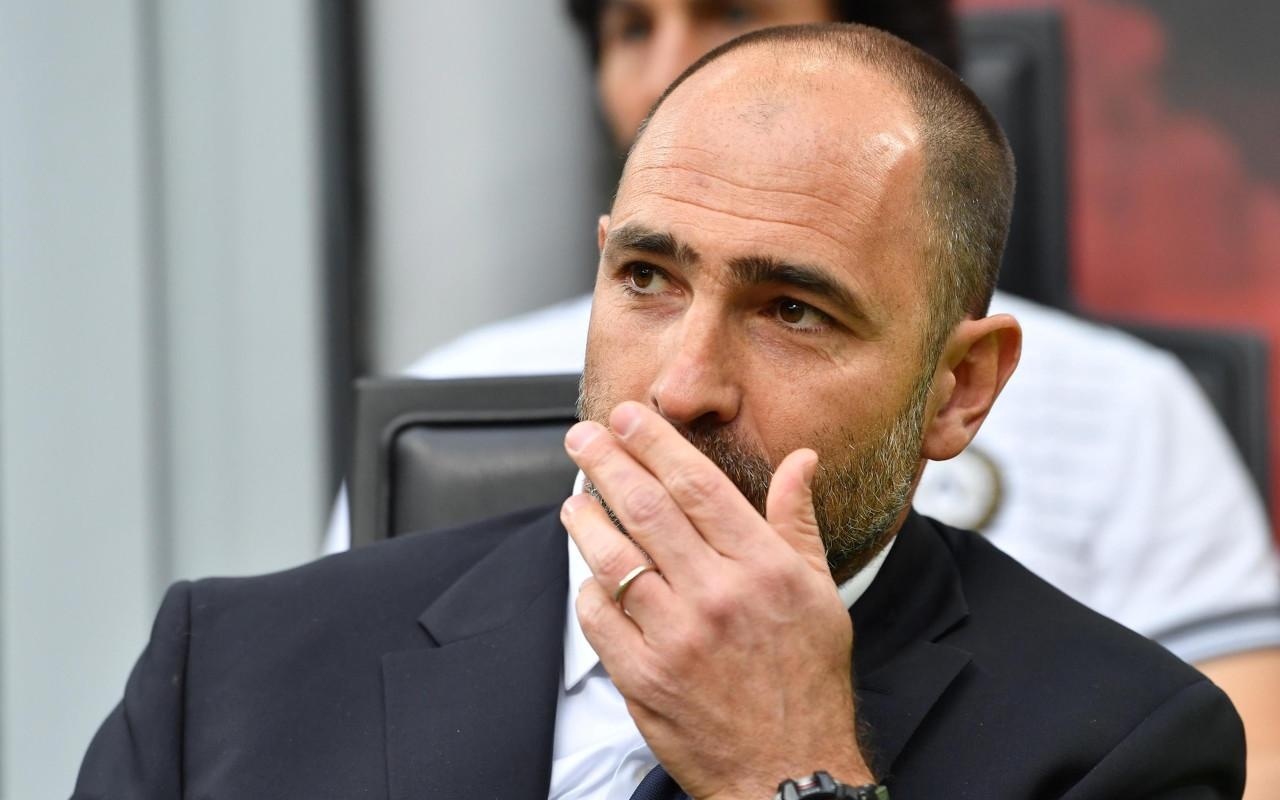 他几乎经历 他几乎经历